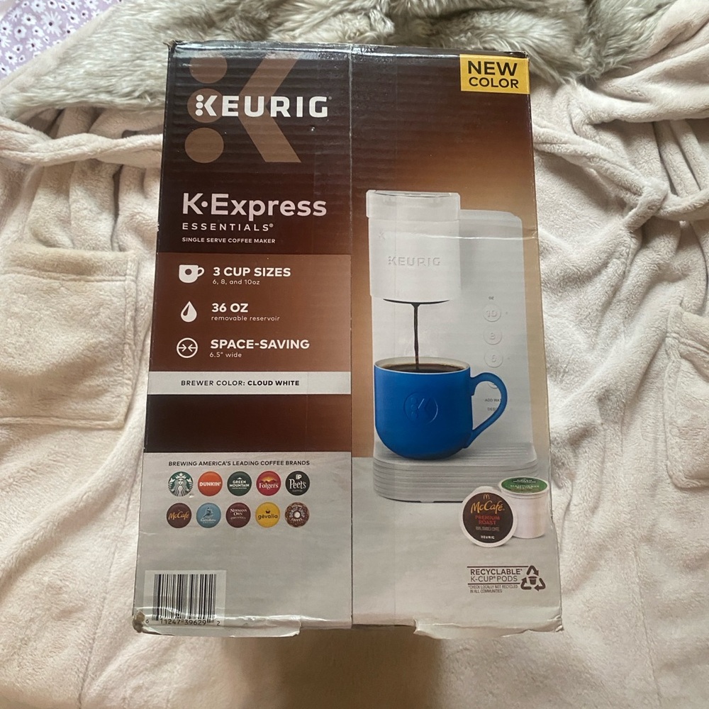 Keurig K-Express Essentials Coffee Maker - Classic White
